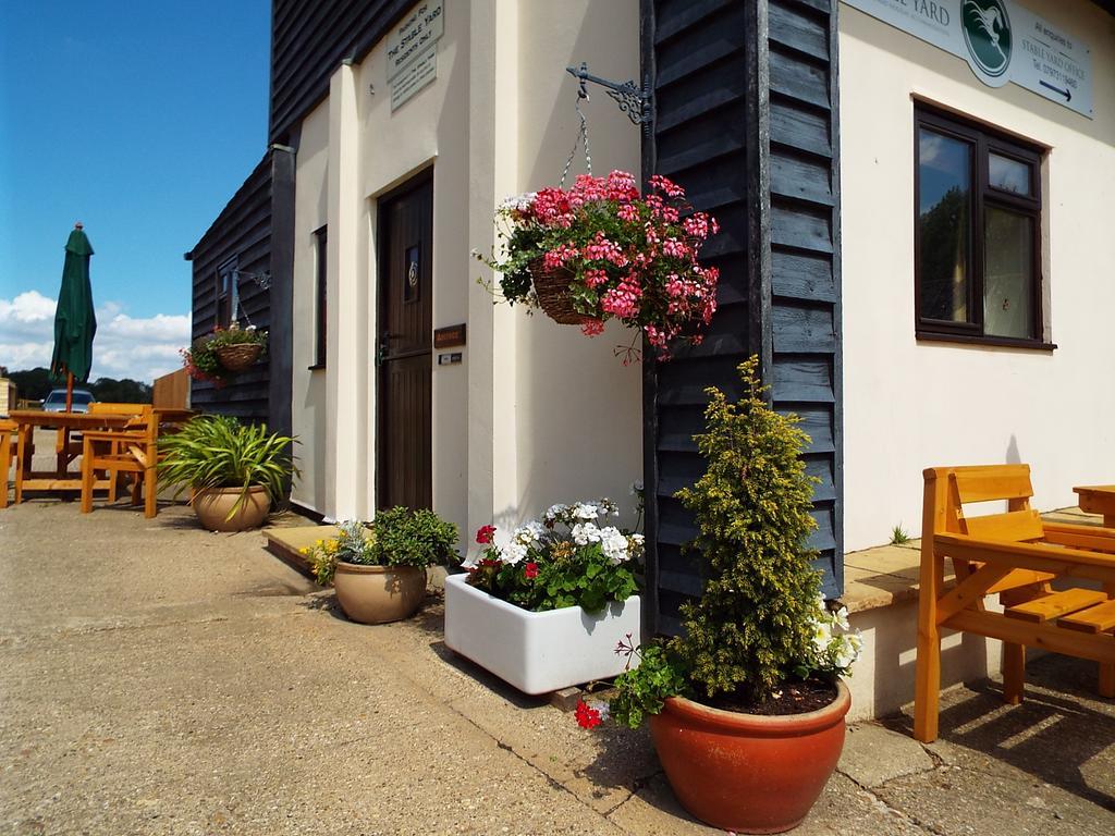 The Stableyard Apartment Bedford Exterior photo